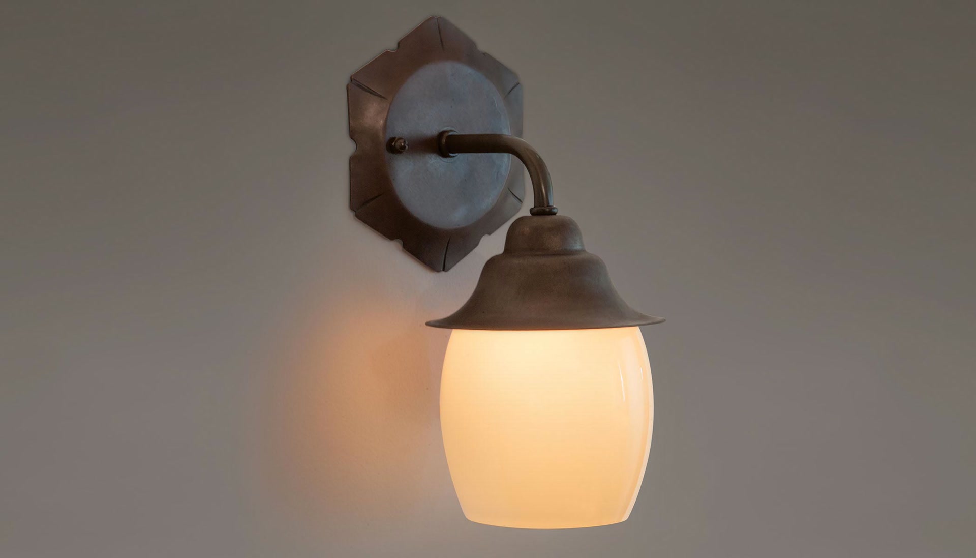 de sousa hughes McEwe nLighting Porch Wall