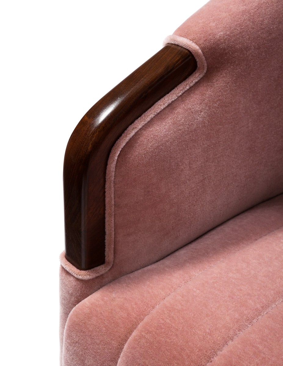 de sousa hughes powell bonnell Strand chair front detail 02