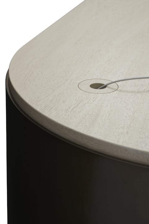 de sousa hughes powell bonnell Wells desk detail view 02