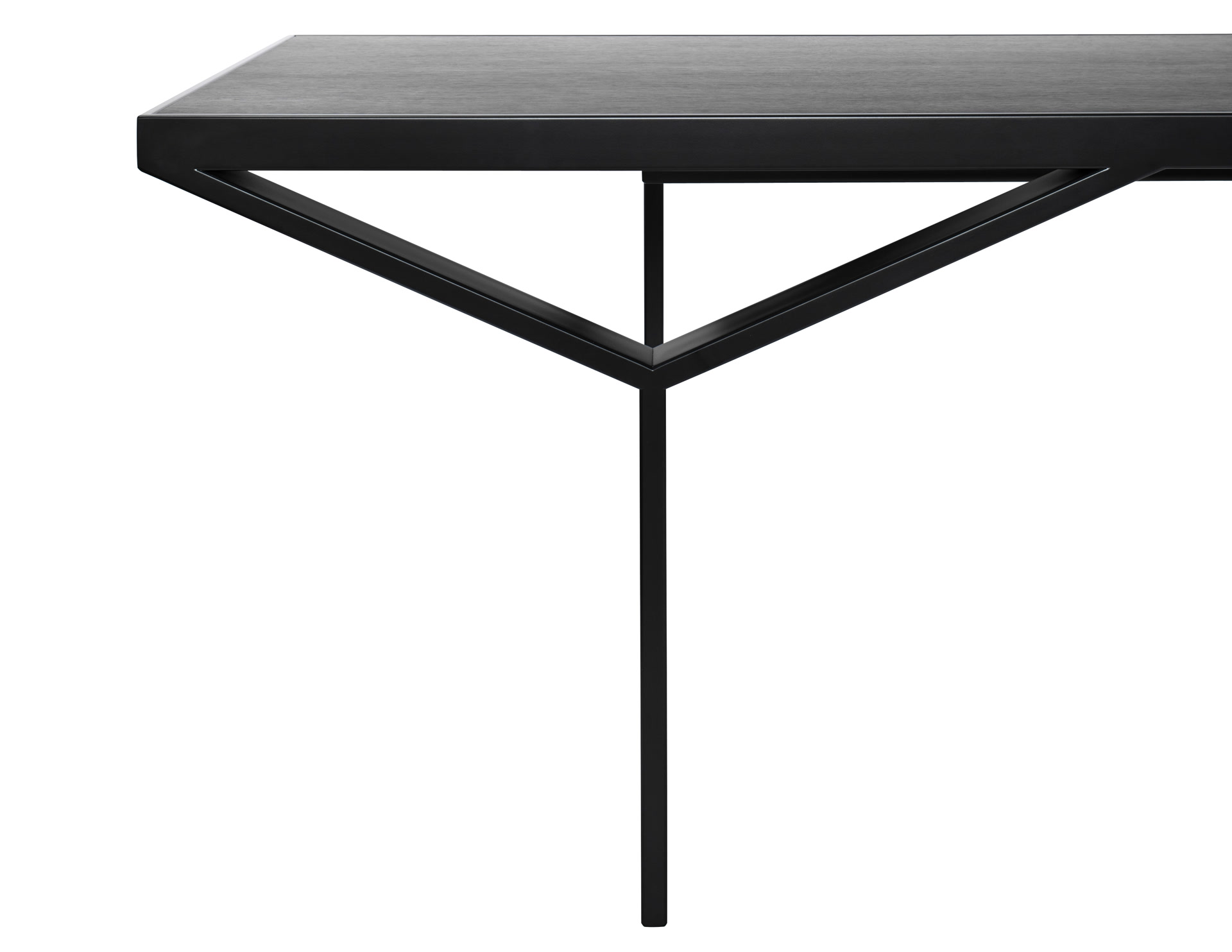 de sousa hughes powell bonnell Dupont Desk Y front leg detail