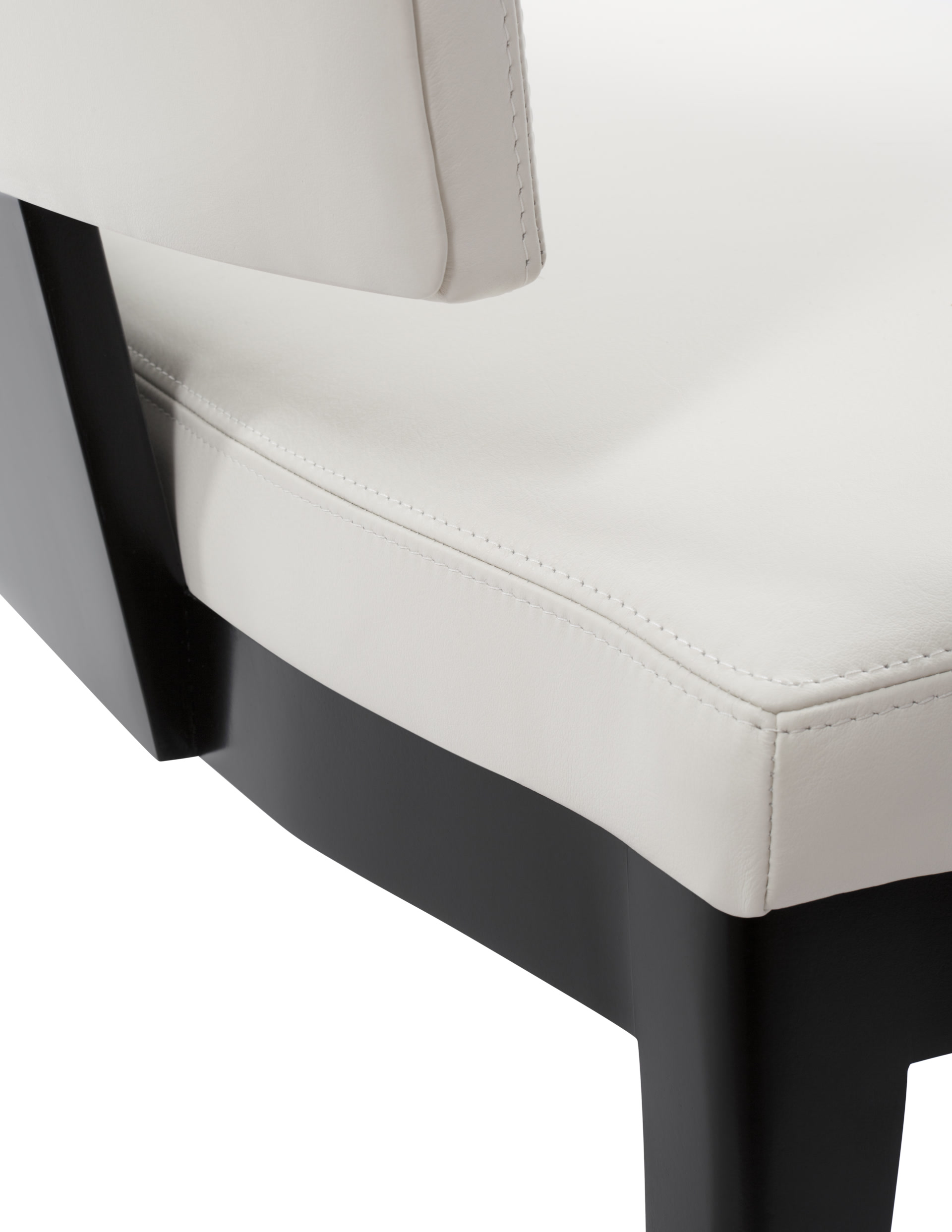 de sousa hughes powell bonnell Park Avenue Bench Back Detail