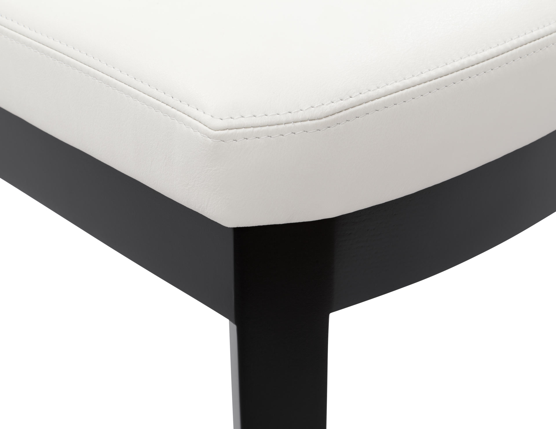 de sousa hughes powell bonnell Park Avenue Bench Detail