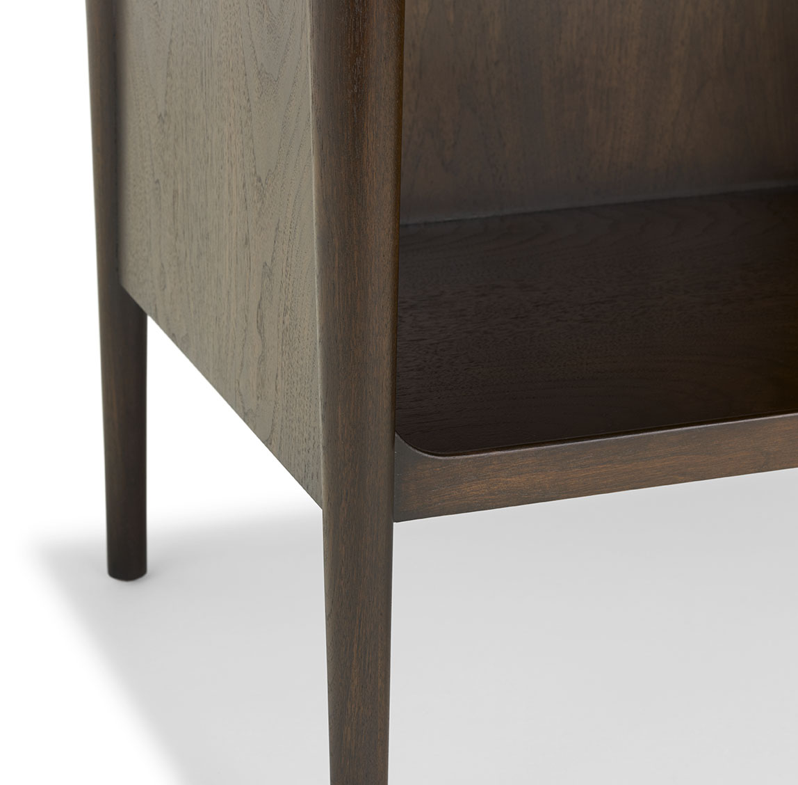 de sousa hughes quintus Hannah Bedside Table detail 1