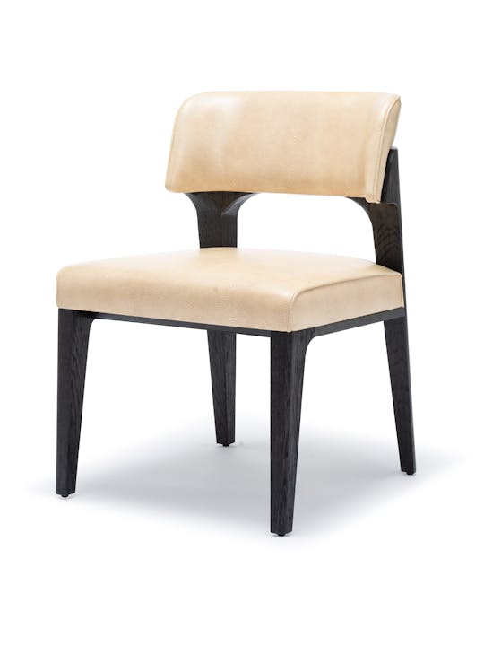 de sousa hughes quintus Altamira 3 4 view