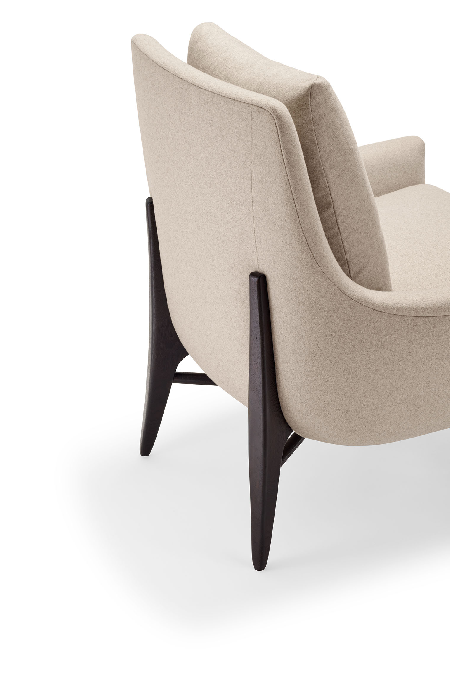 de sousa hughes quintus Lynne Lounge Chair top detail