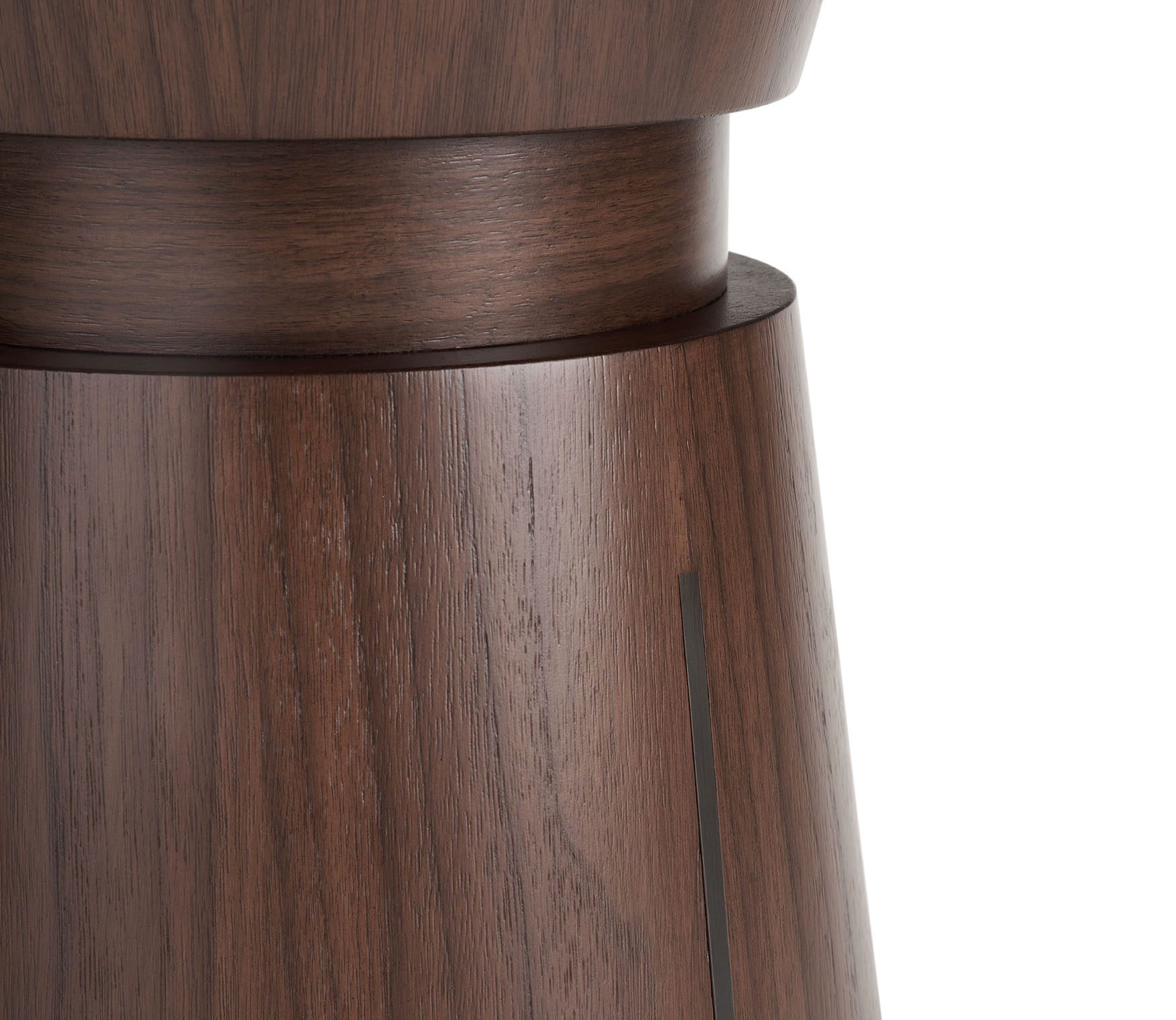 de sousa hughes quintus Magnus Gaming Table detail