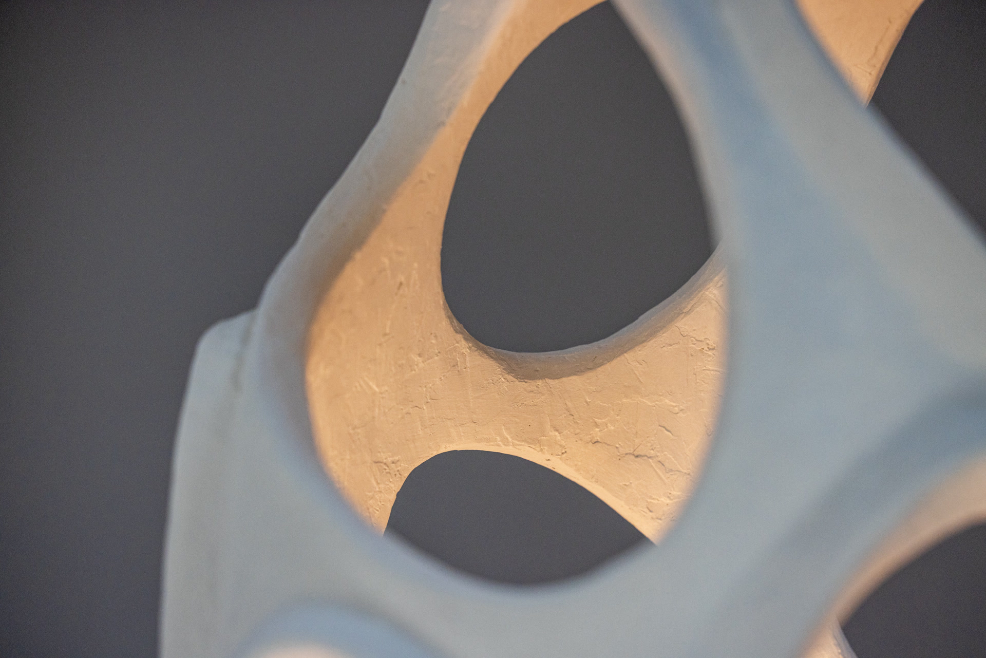 de sousa hughes stephen antonson Drift Pendant illuminated detail 3