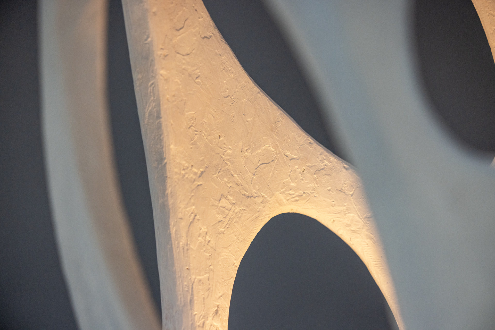 de sousa hughes stephen antonson Drift Pendant illuminated detail