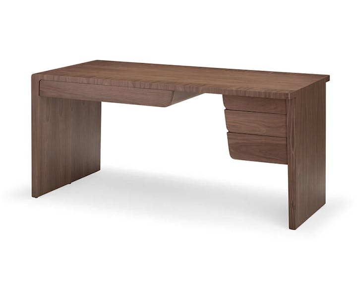de sousa hughes quintus remy desk