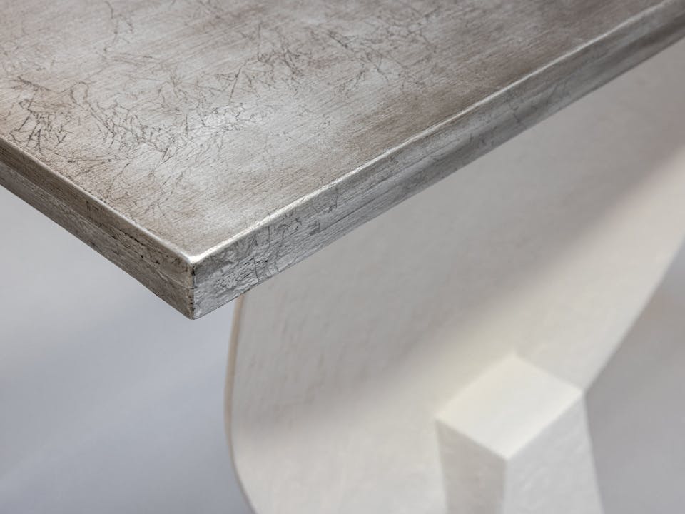 de sousa hughes stephen antonson Shell Console silver gilt top detail