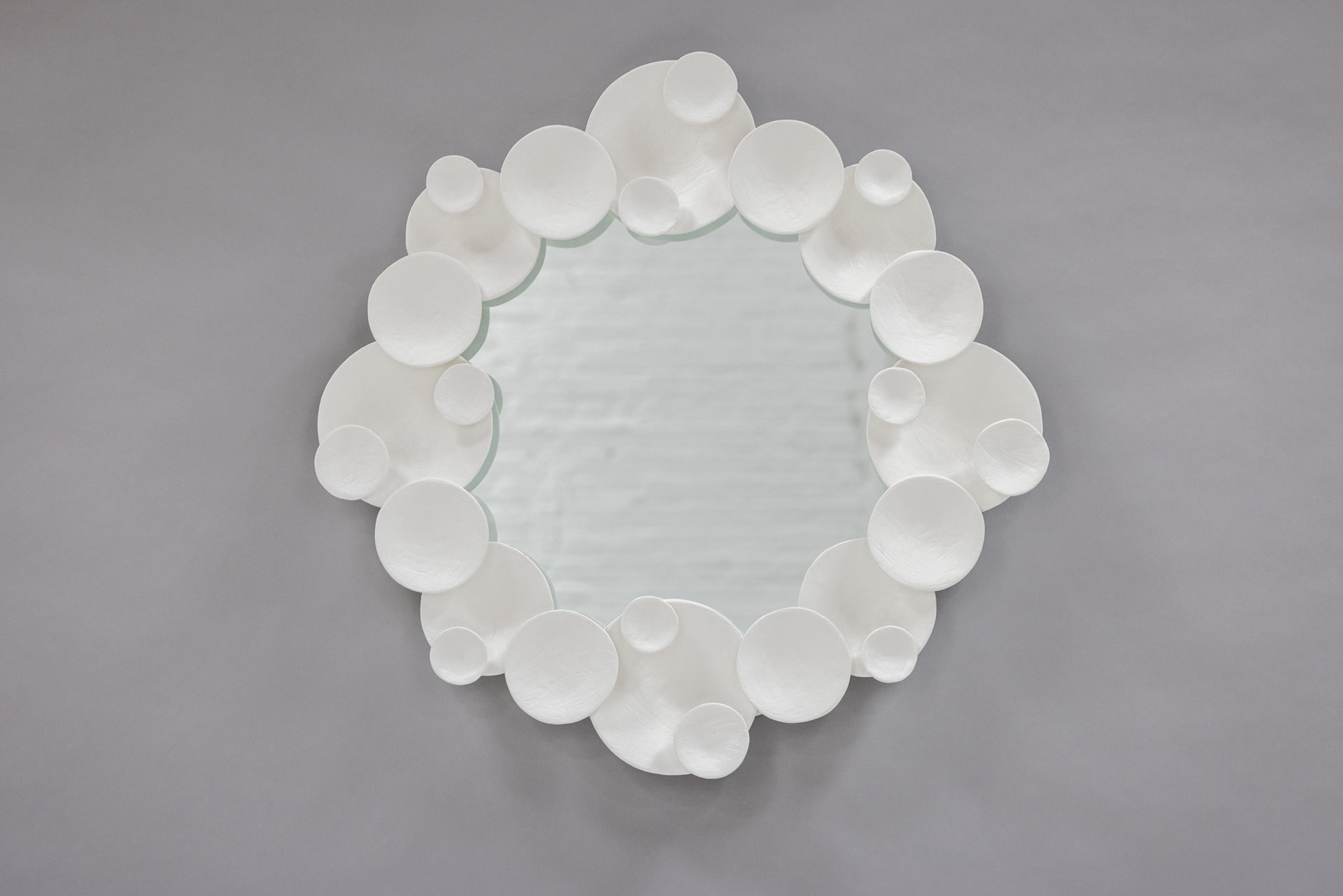 de sousa hughes stephen antonson Shell Mirror round