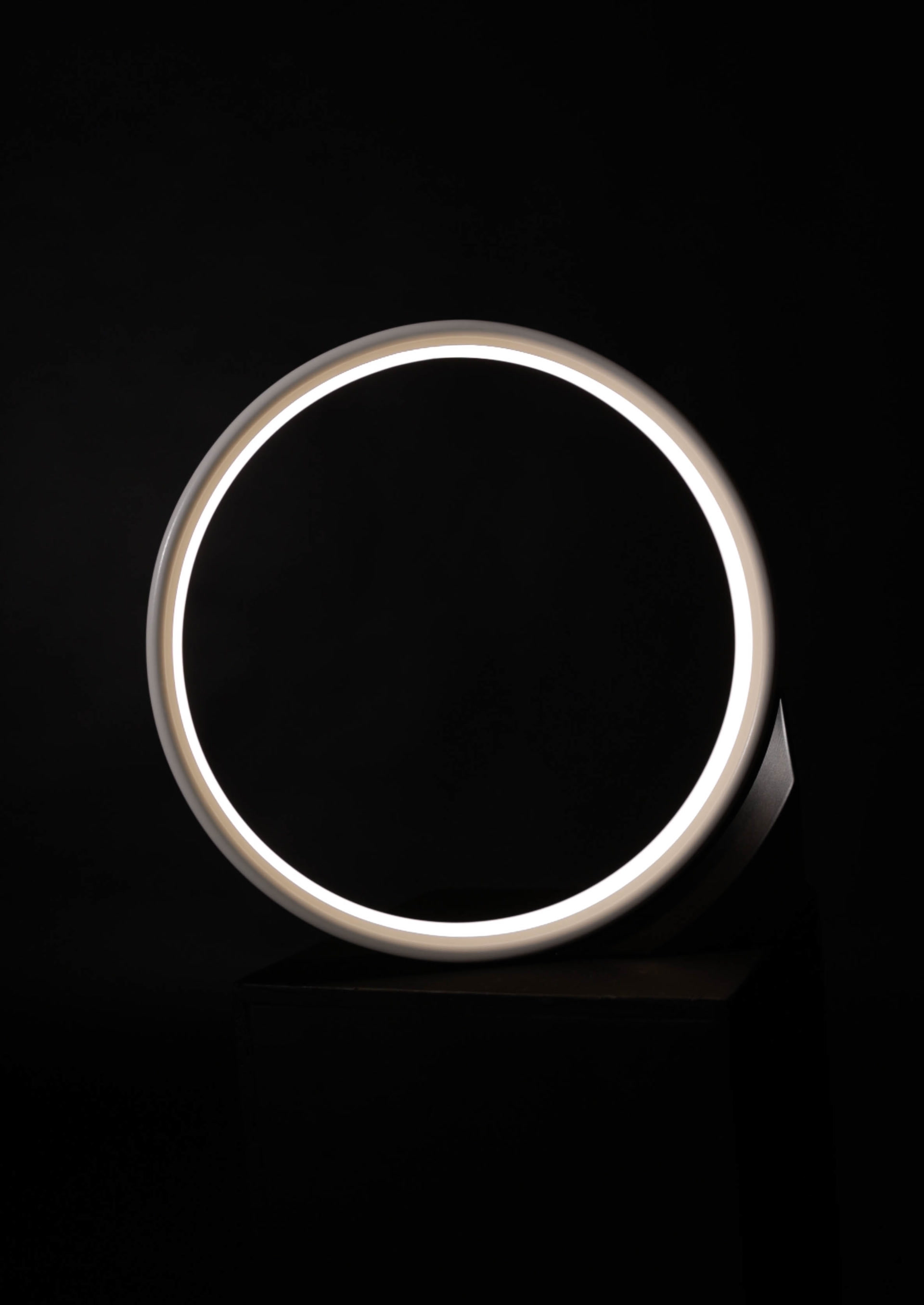 c de sousa hughes ted bradley eclipse lamp 6 photo by luke schaefer