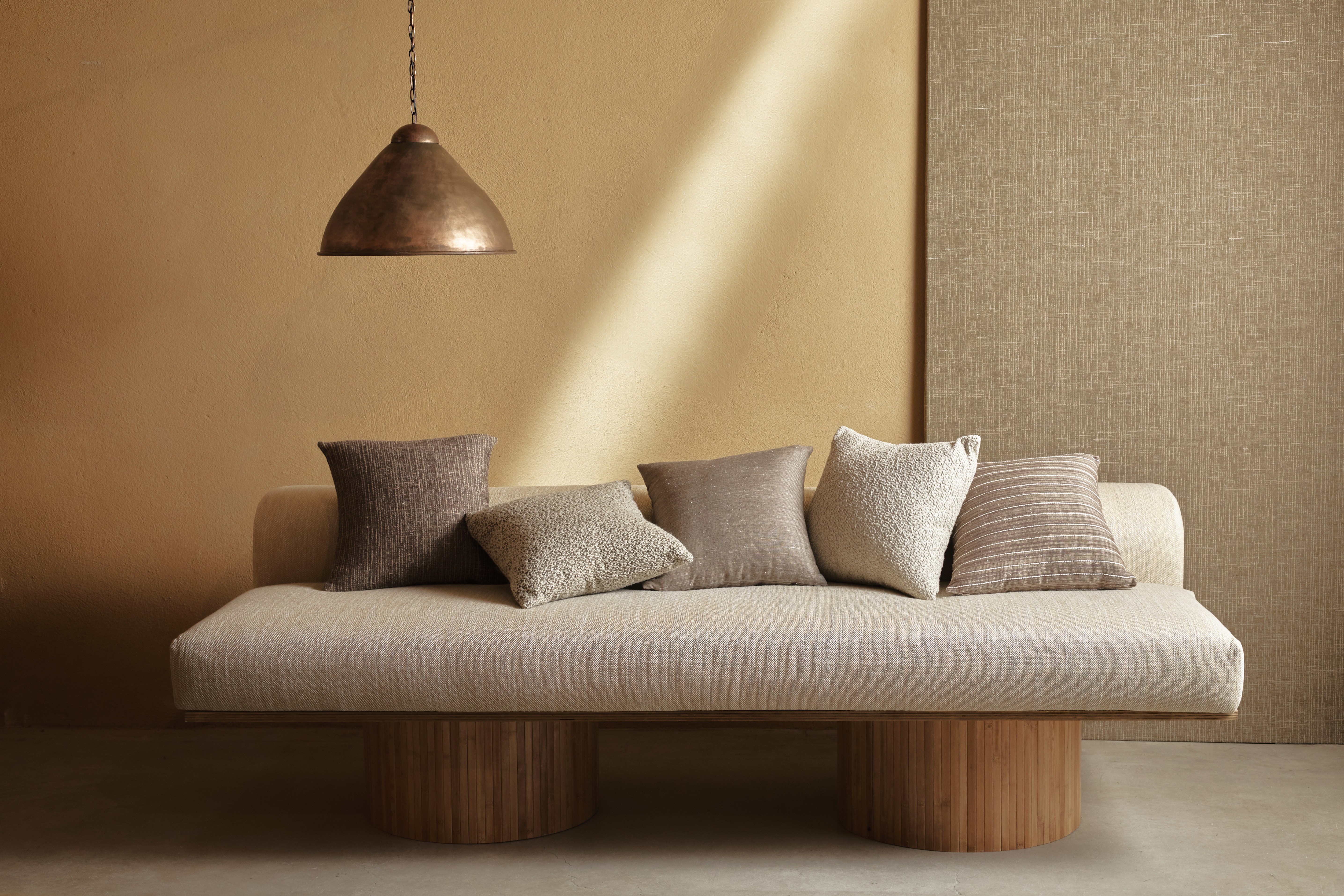 de-sousa-hughes-filippo-uecher-arlodo-home-collection (19)