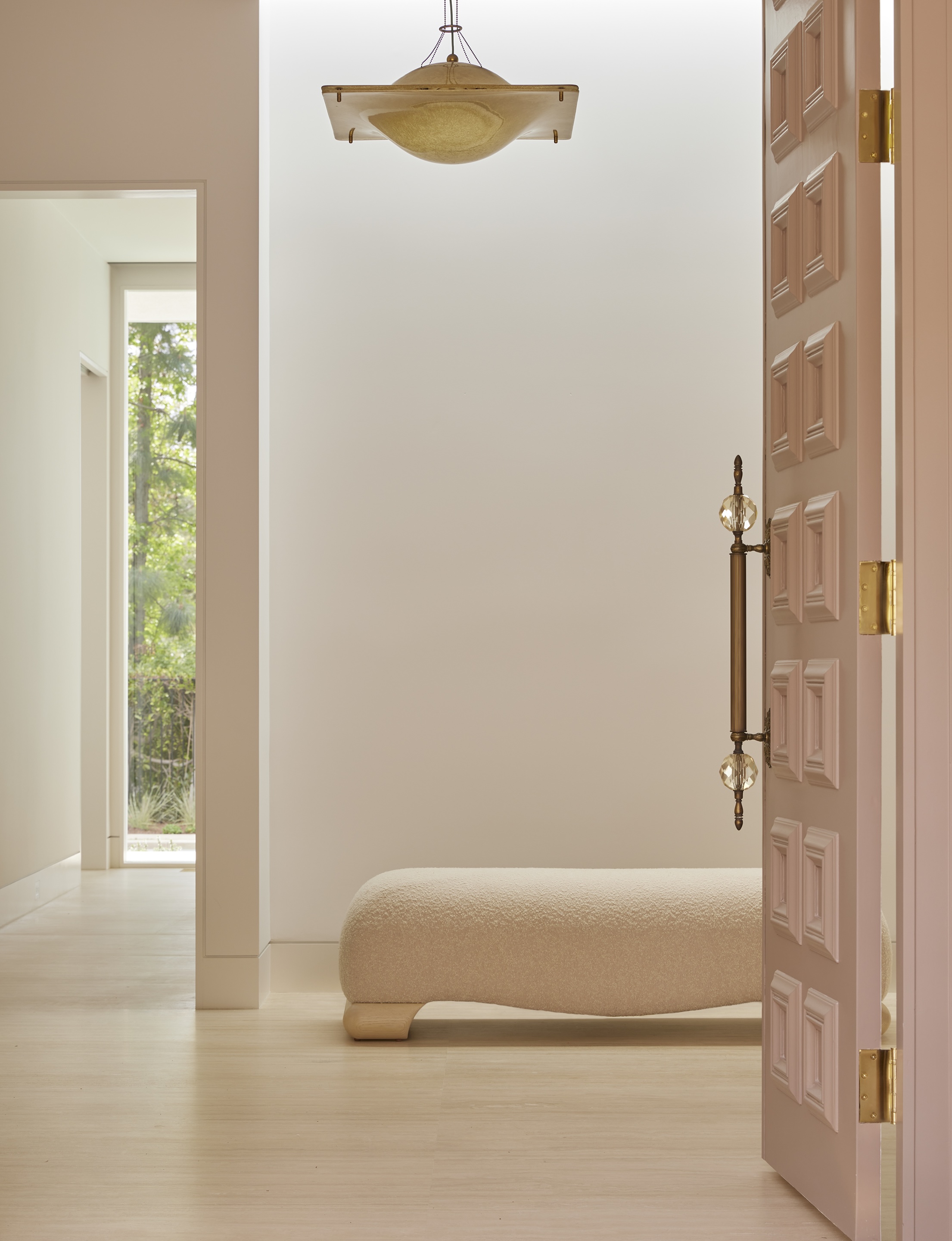 de-sousa-hughes-showroom-natasha-baradaran-aura-collection-5