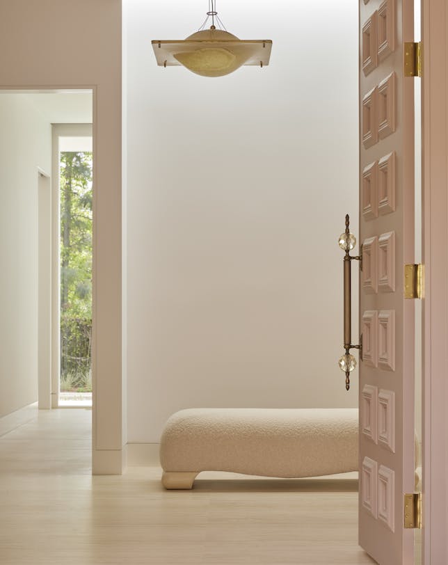 de-sousa-hughes-showroom-natasha-baradaran-aura-collection-5