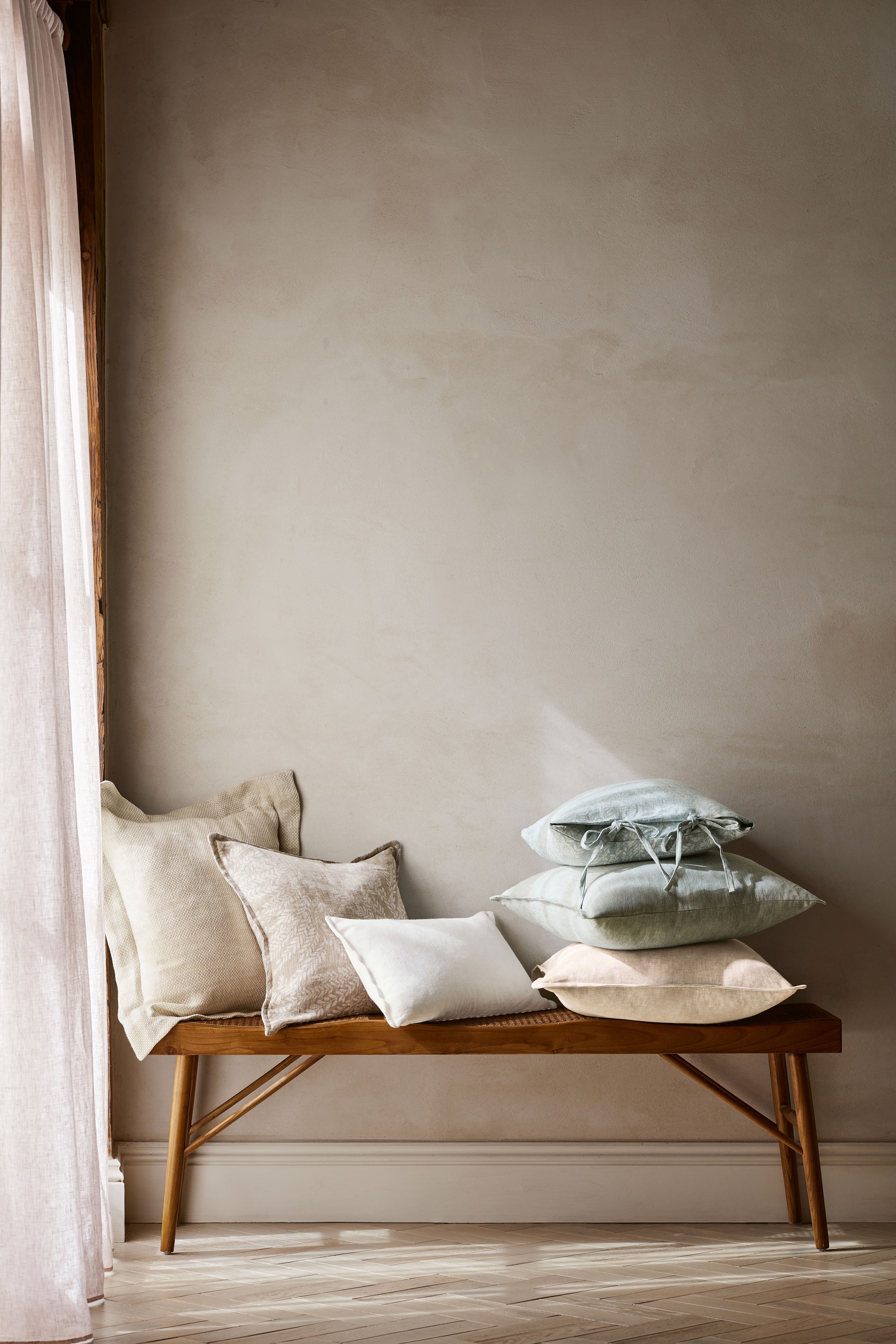 de-sousa-hughes-Romo-Iseo-collection-2