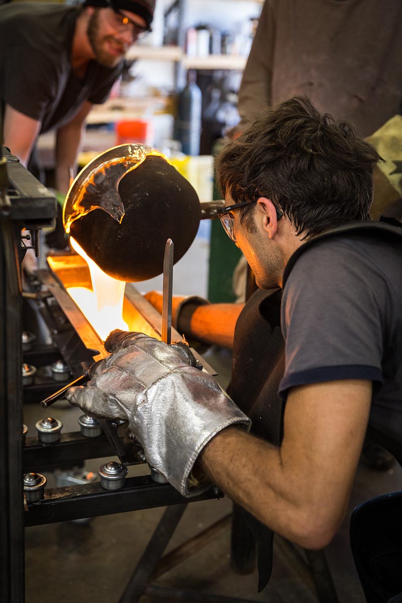 de-sousa-hughes-cliff-hersh-double-wedge-pendant-cliff