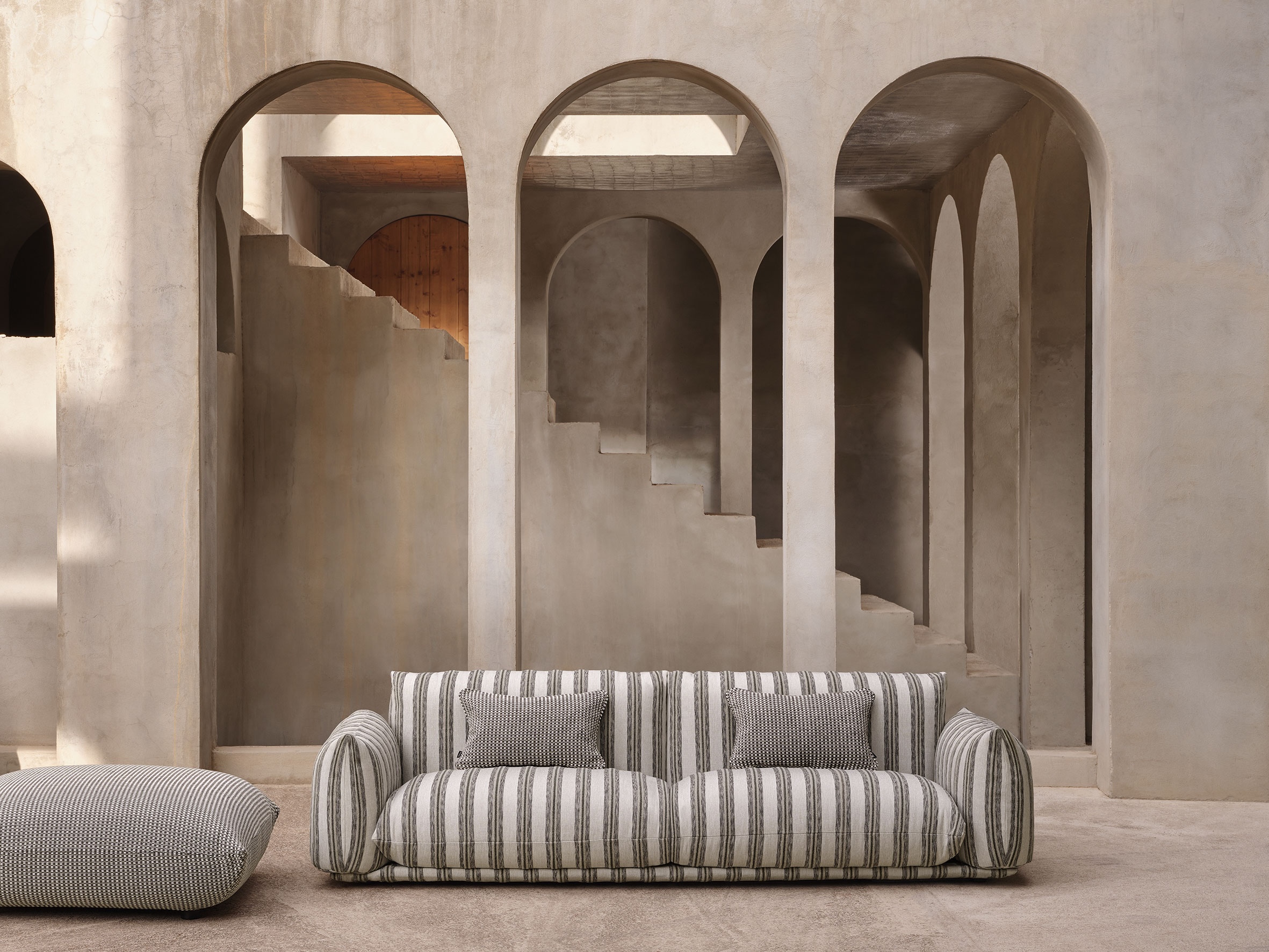 de-sousa-hughes-Zinc-Textile-Vacation-Riveria-4