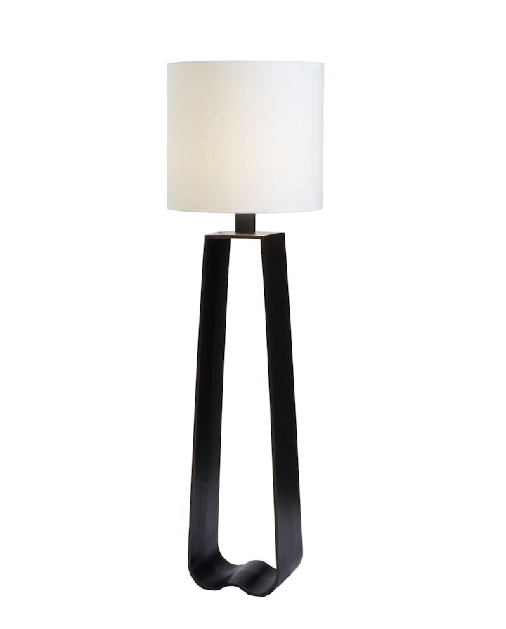de sousa hughes liaigre Bocca floor lamp
