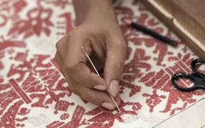 de-sousa-hughes-namay-samay-embroidery