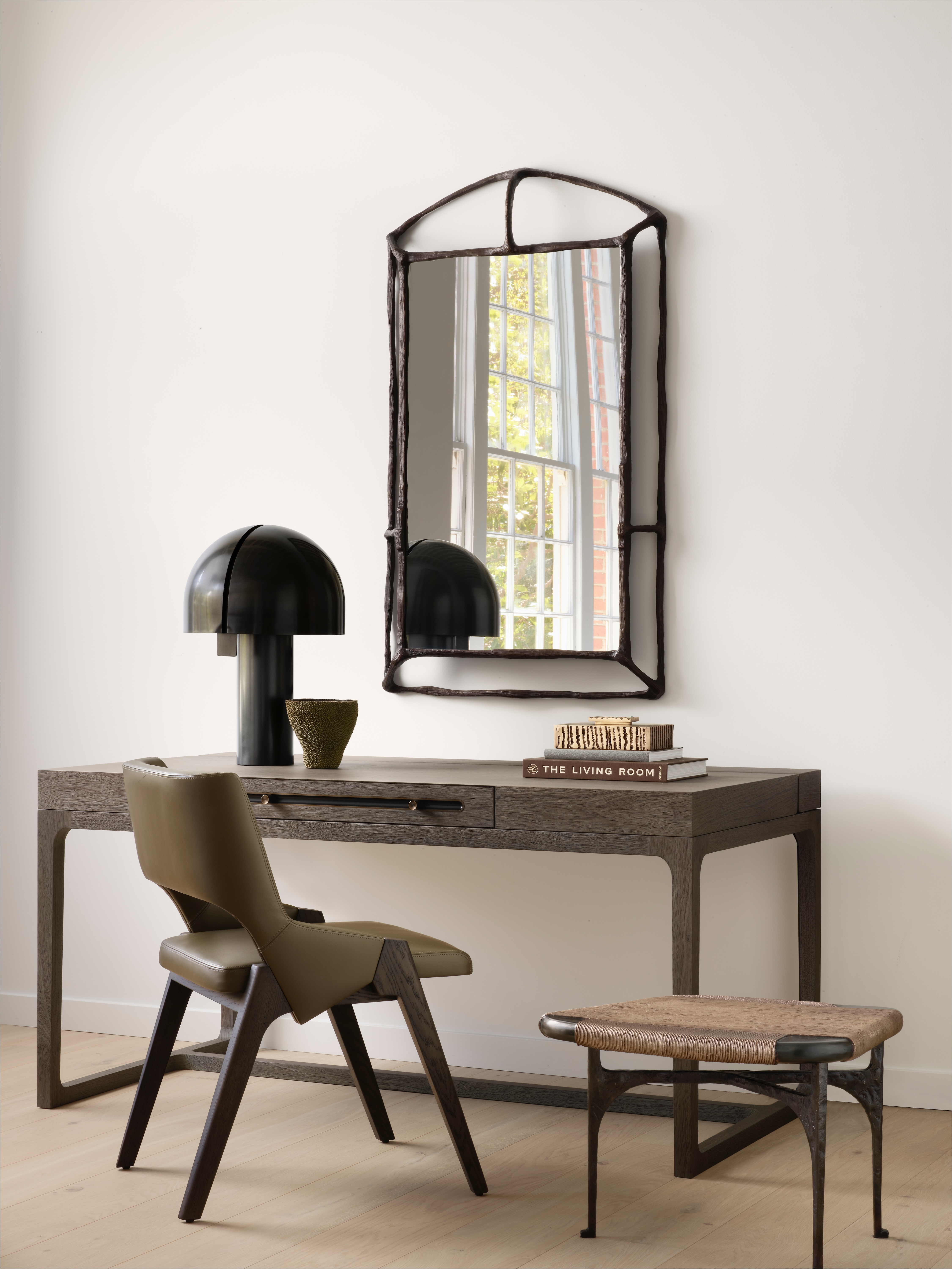 de-sousa-hughes-san-francisco-showroom-caste-tuell-reynolds-joseph-jeup-ensemble