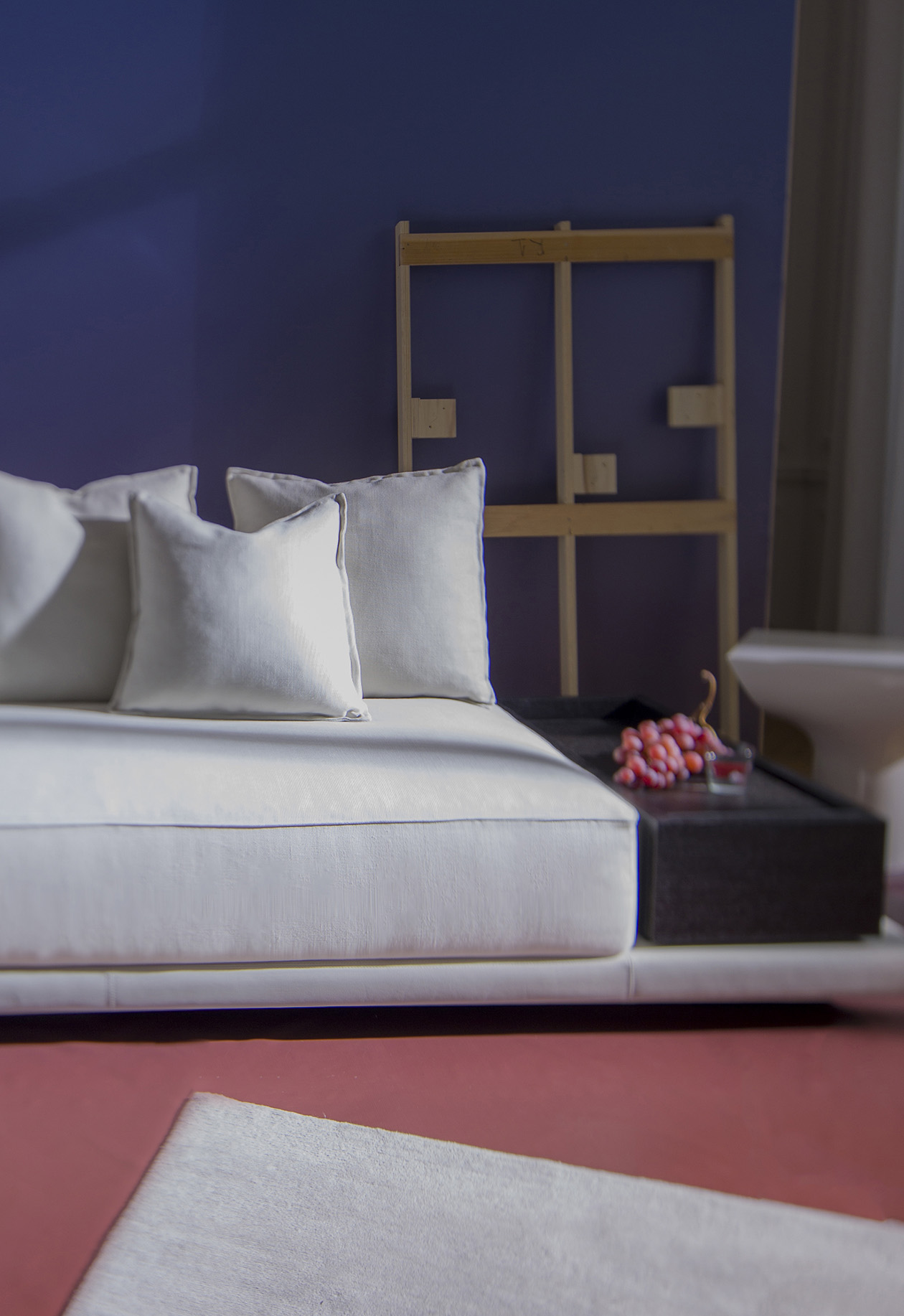 cp5xUNkB2G6B de sousa hughes liaigre arpege sofa 2