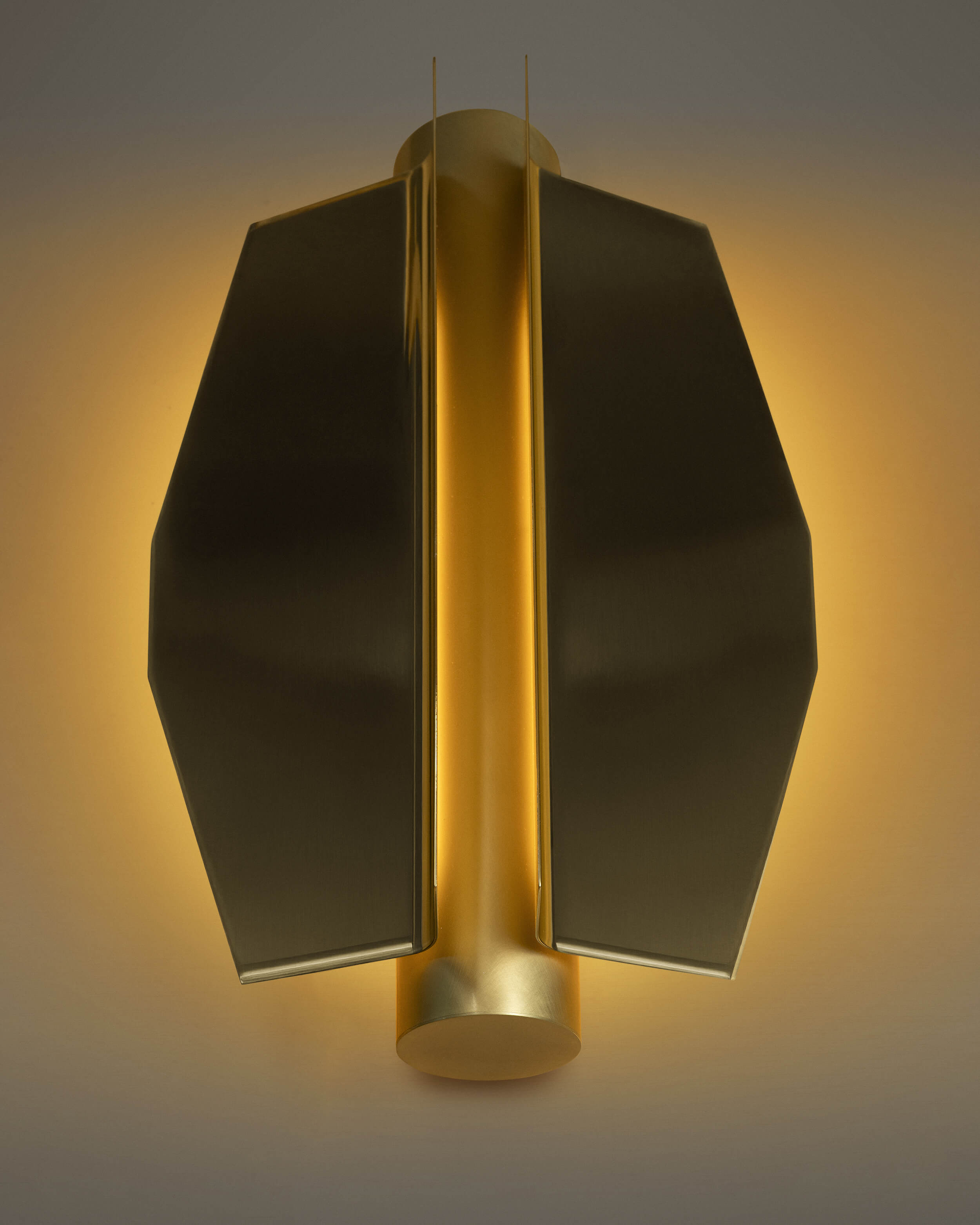 53bpReVYa3uv0 de sousa hughes caste sollid sconce front detail