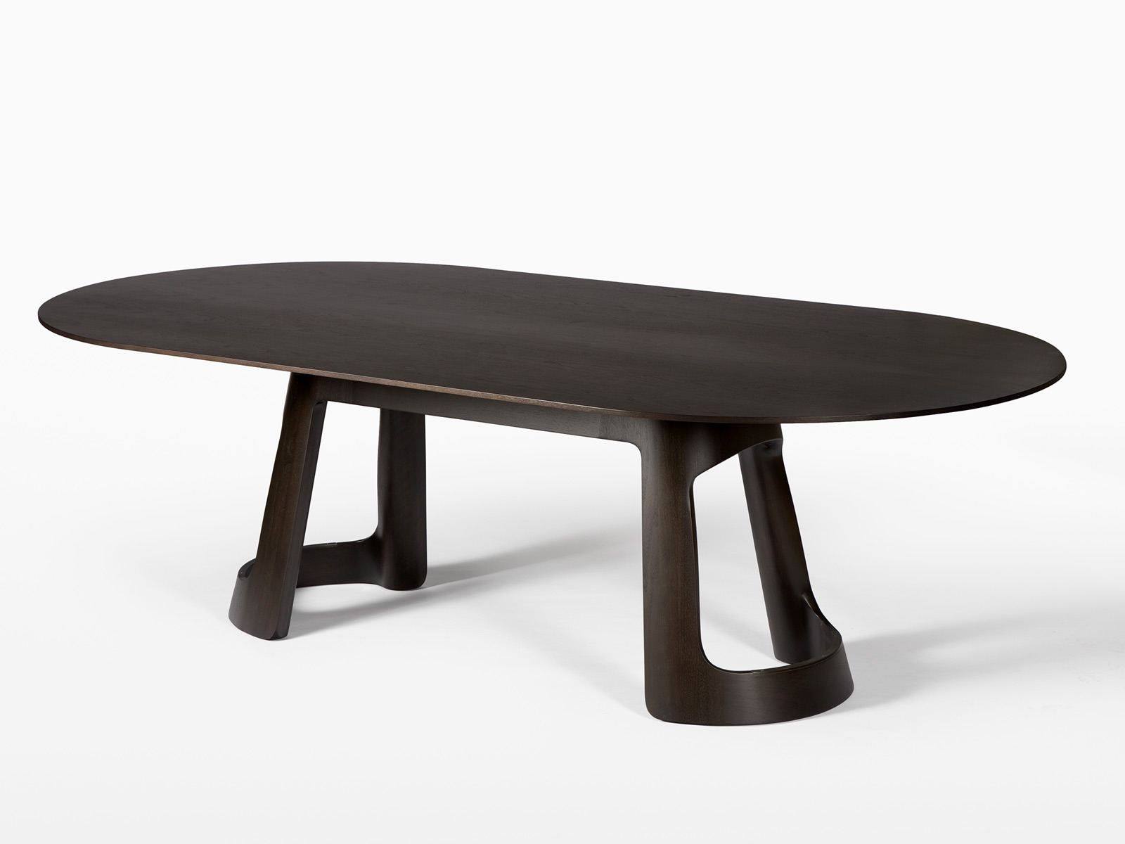 de sousa hughes caste polson dining table