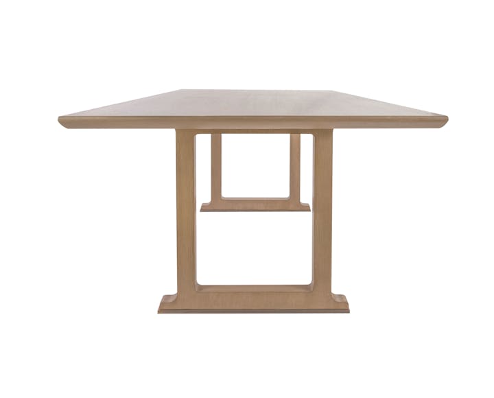 de sousa hughes quintus Ponte Dining Table