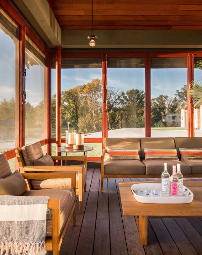 de-sousa-hughes-link-outdoor-Martha-Dayton-Design-Sand-Dollar-Sofa-and-Lounge Chairs (3)