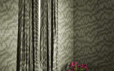 de sousa hughes Zinc Textile Caractere Collection 8