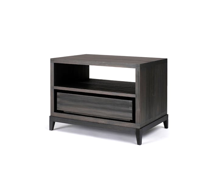 de sousa hughes liaigre Asie bedside table