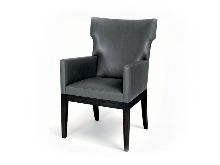 LIAIGRE 0031 de sousa hughes liaigre barbuda armchair