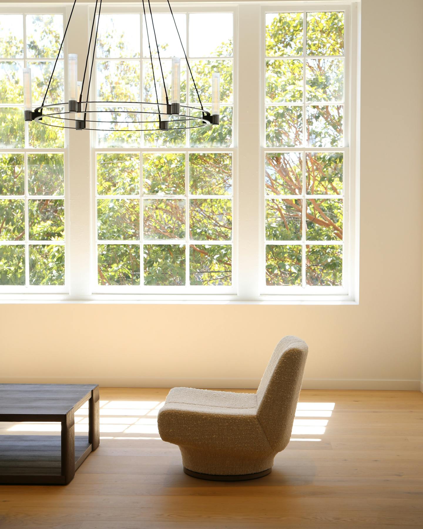 de sousa hughes san francisco showroom Chair