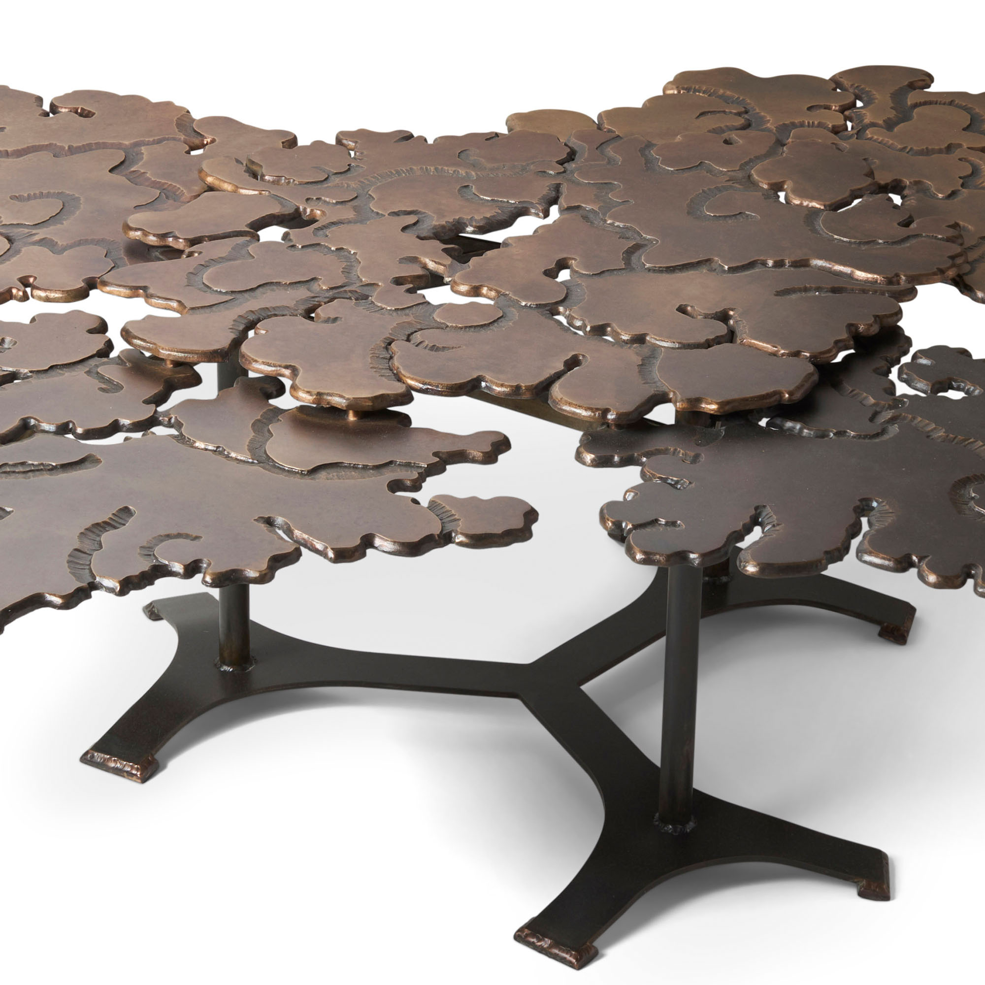 de sousa hughes Tuell Reynolds Klamath Table detail