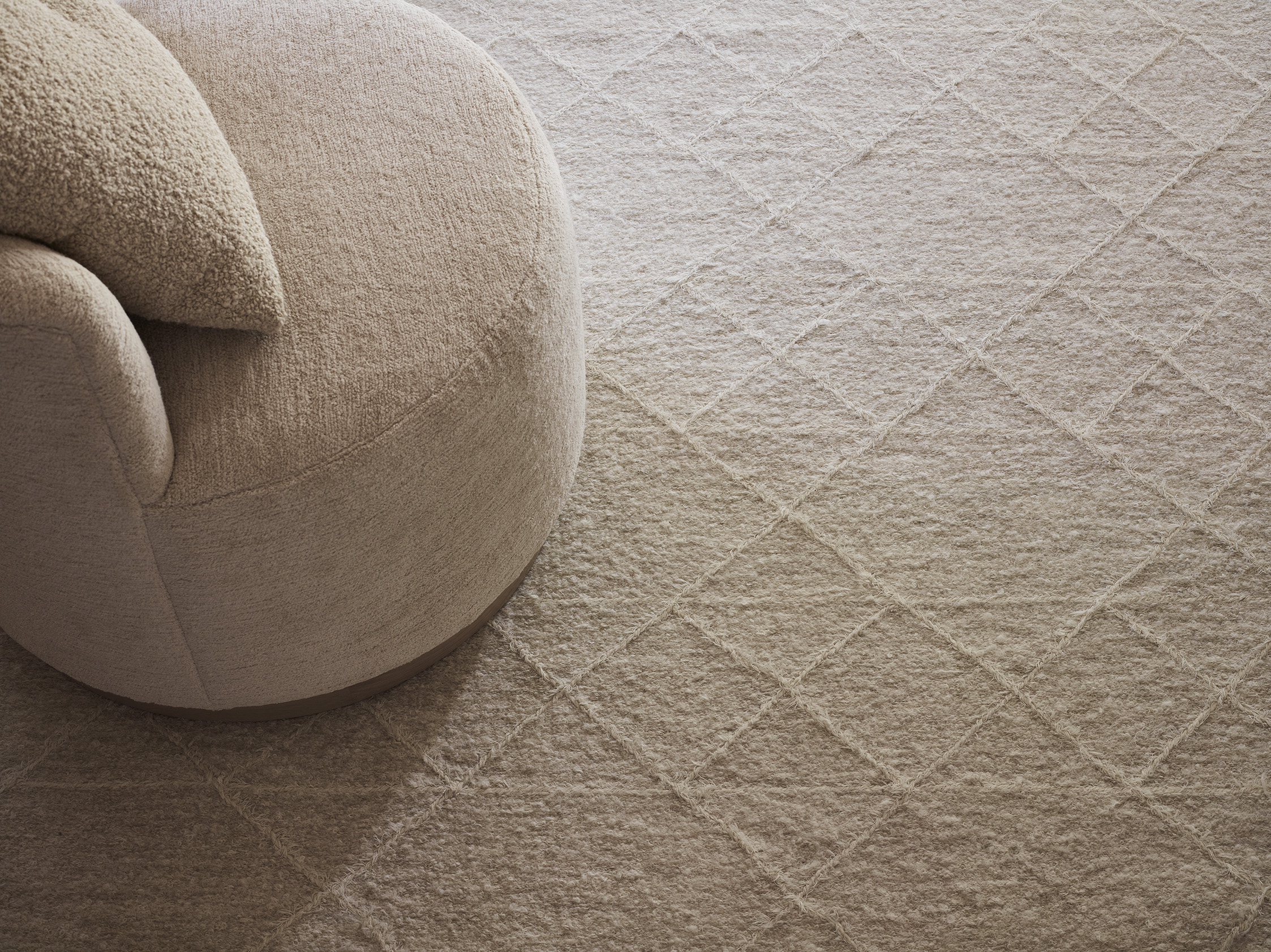 de sousa hughes rosemary hallgarten SET 2 BEDROOM ROCHE CHALK 6671