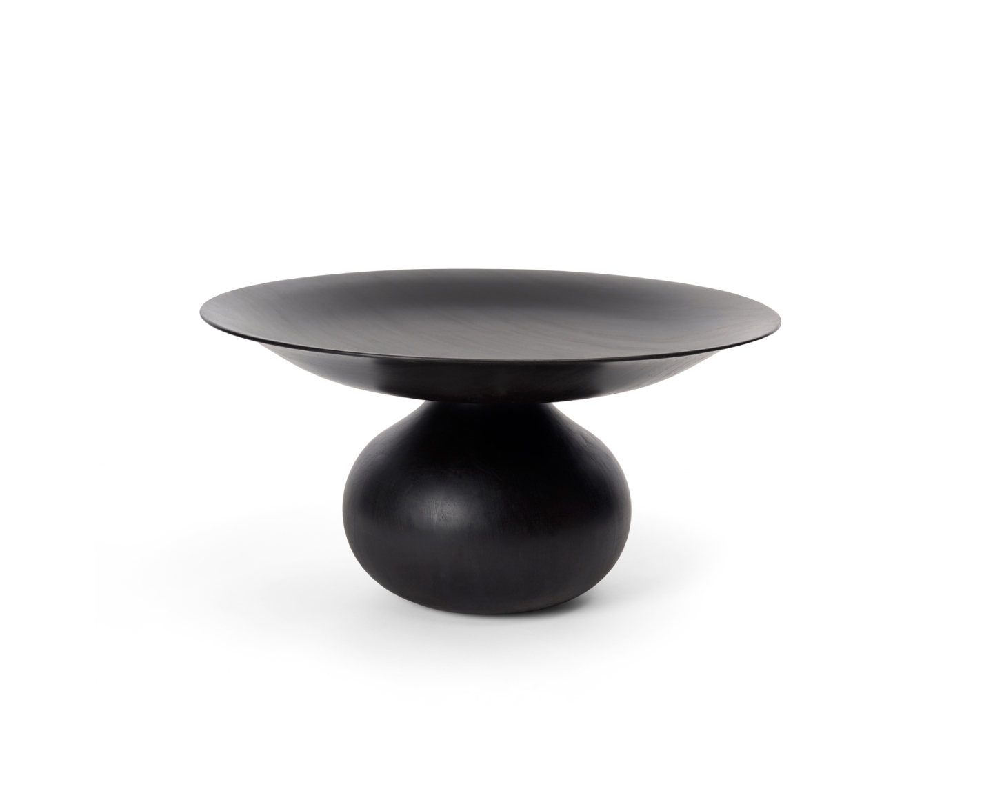 de sousa hughes liaigre lasoa center table