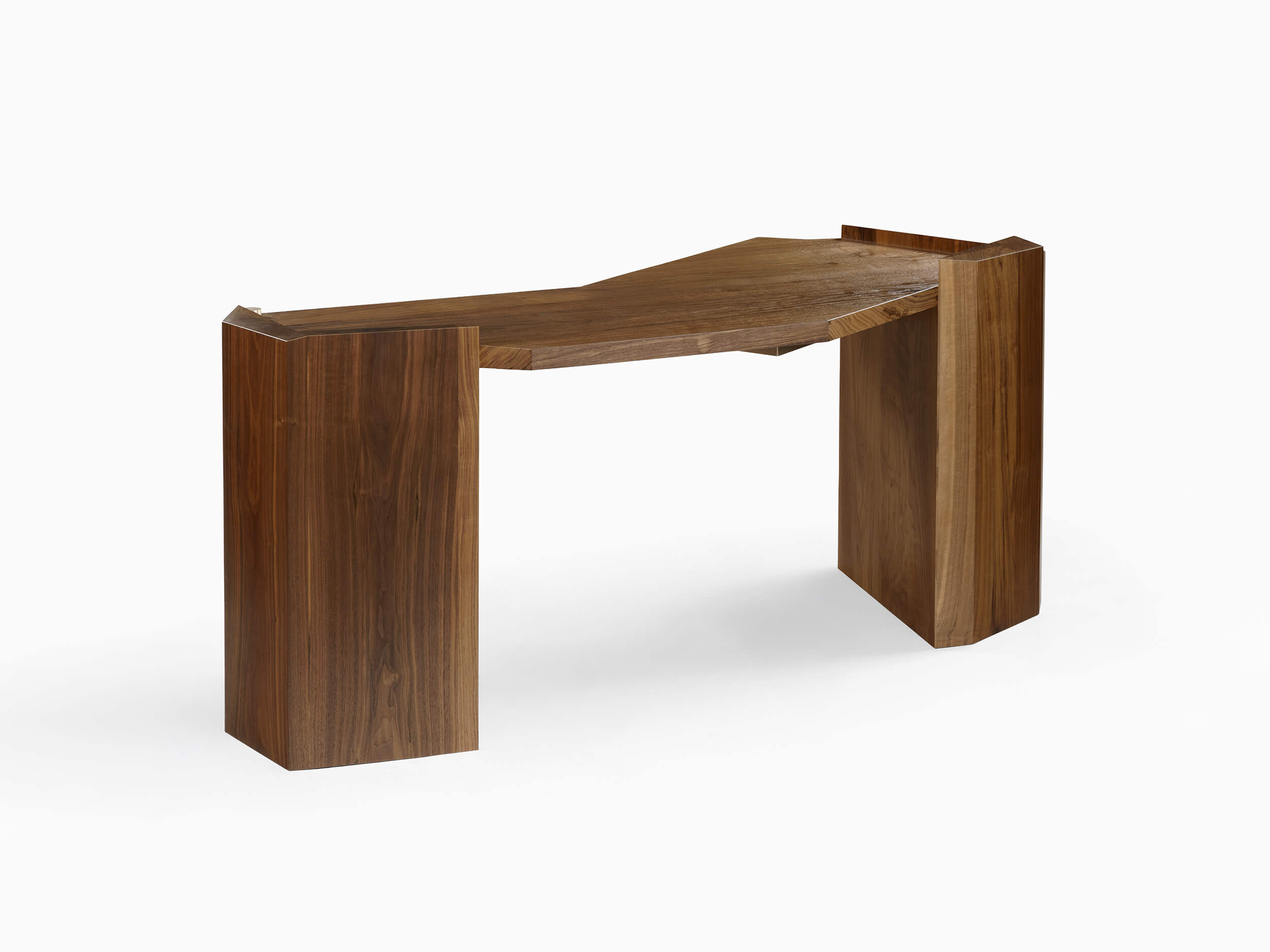 de sousa hughes caste ahles desk back angle