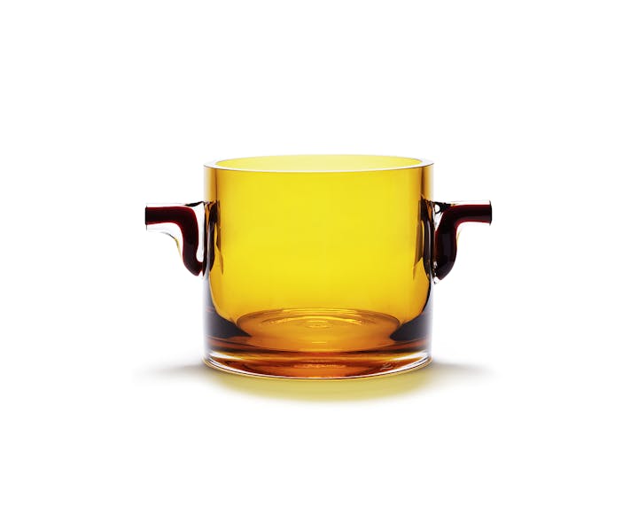 de sousa hughes liaigre coupe vase