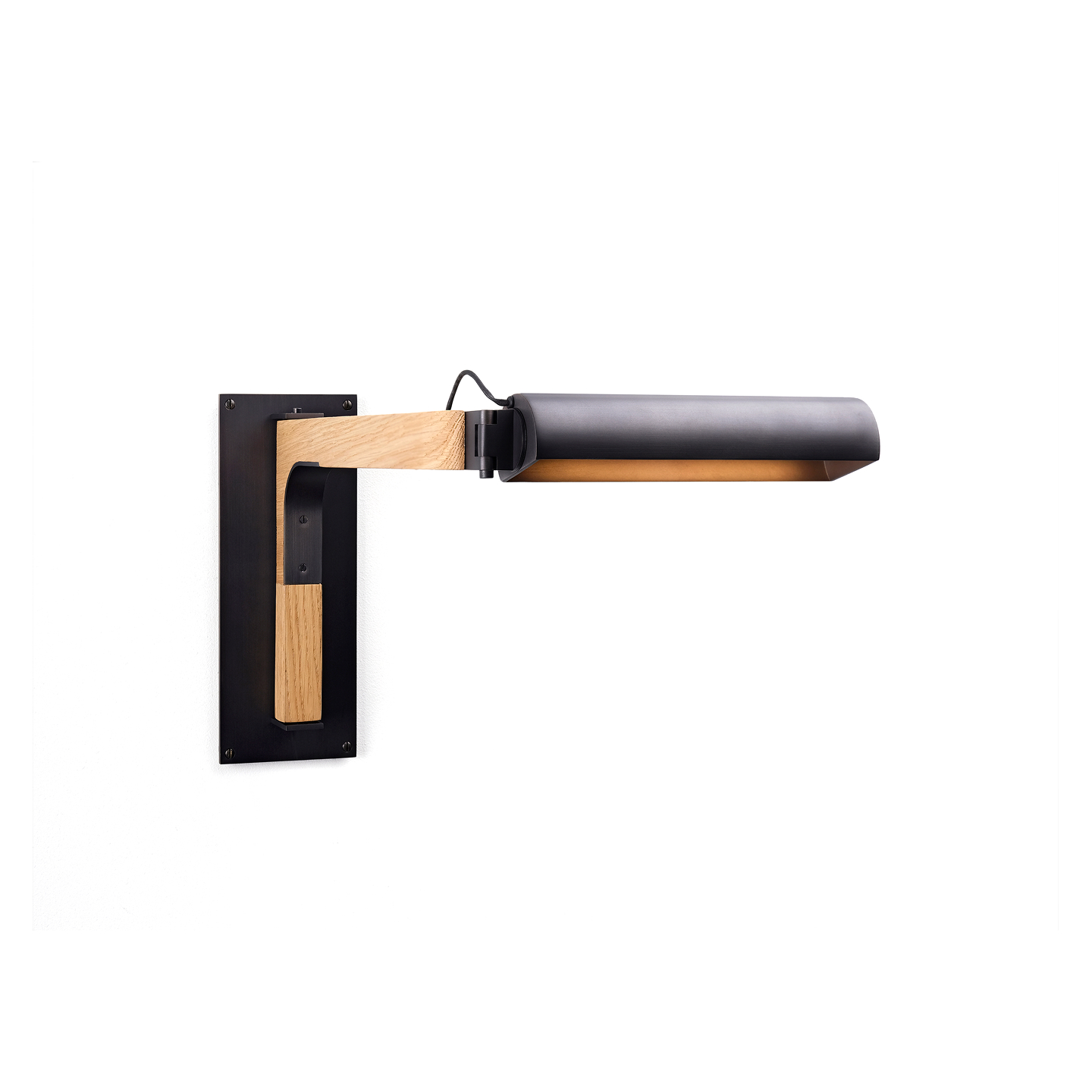 de sousa hughes liaigre Pivot applique