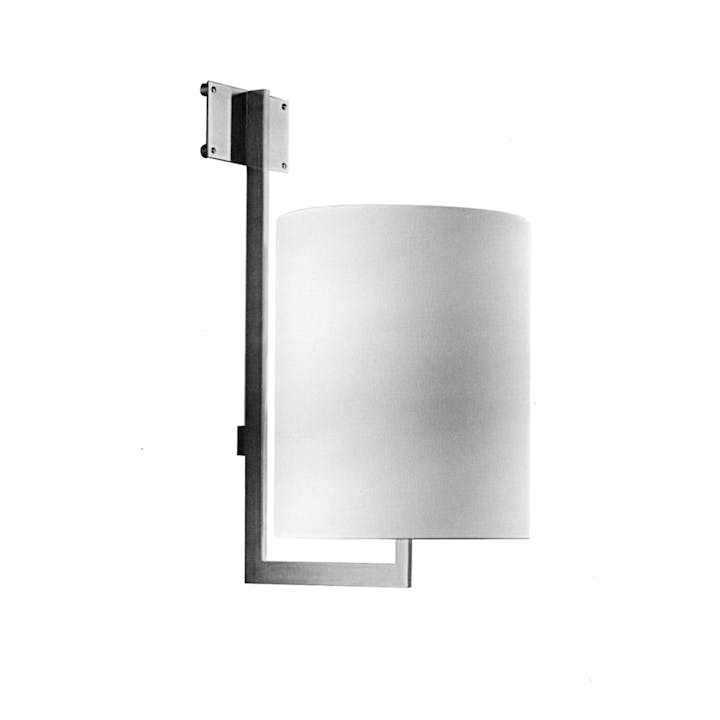 de sousa hughes liaigre élegance lamp