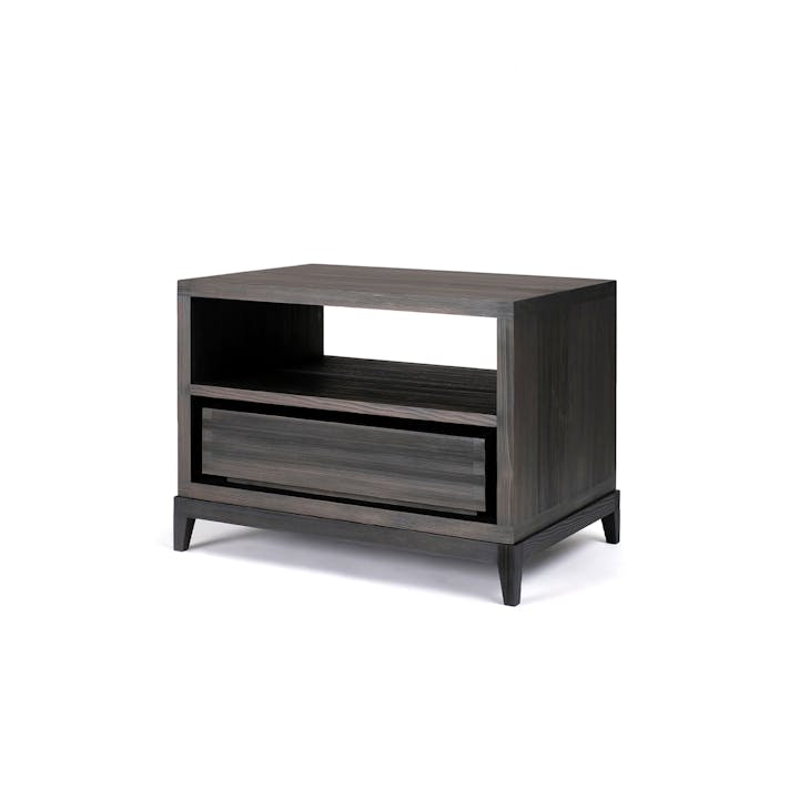 de sousa hughes liaigre Asie bedside table