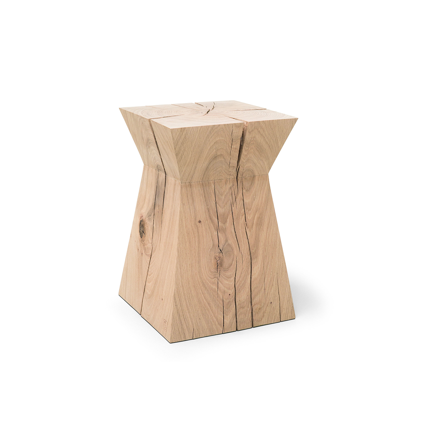 de sousa hughes liaigre nagato side table