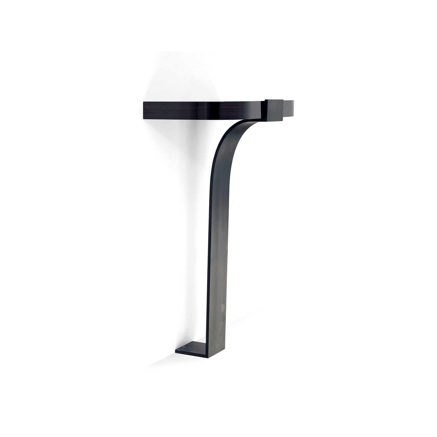 de sousa hughes liaigre Grenande Console