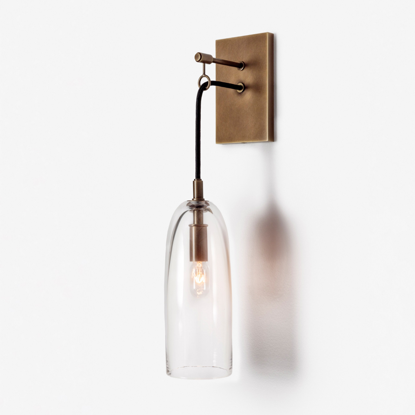 de sousa hughes alison berger lure sconce square