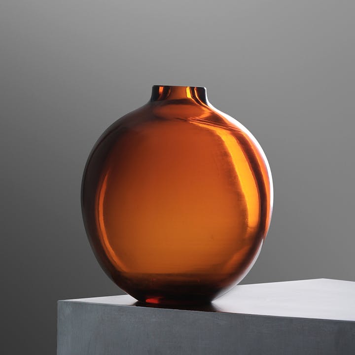 de sousa hughes alexander lamont droplet vase amber