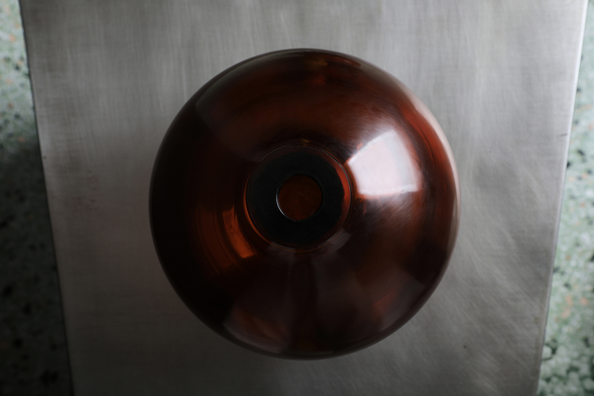 de sousa hughes alexander lamont droplet vase amber overhead