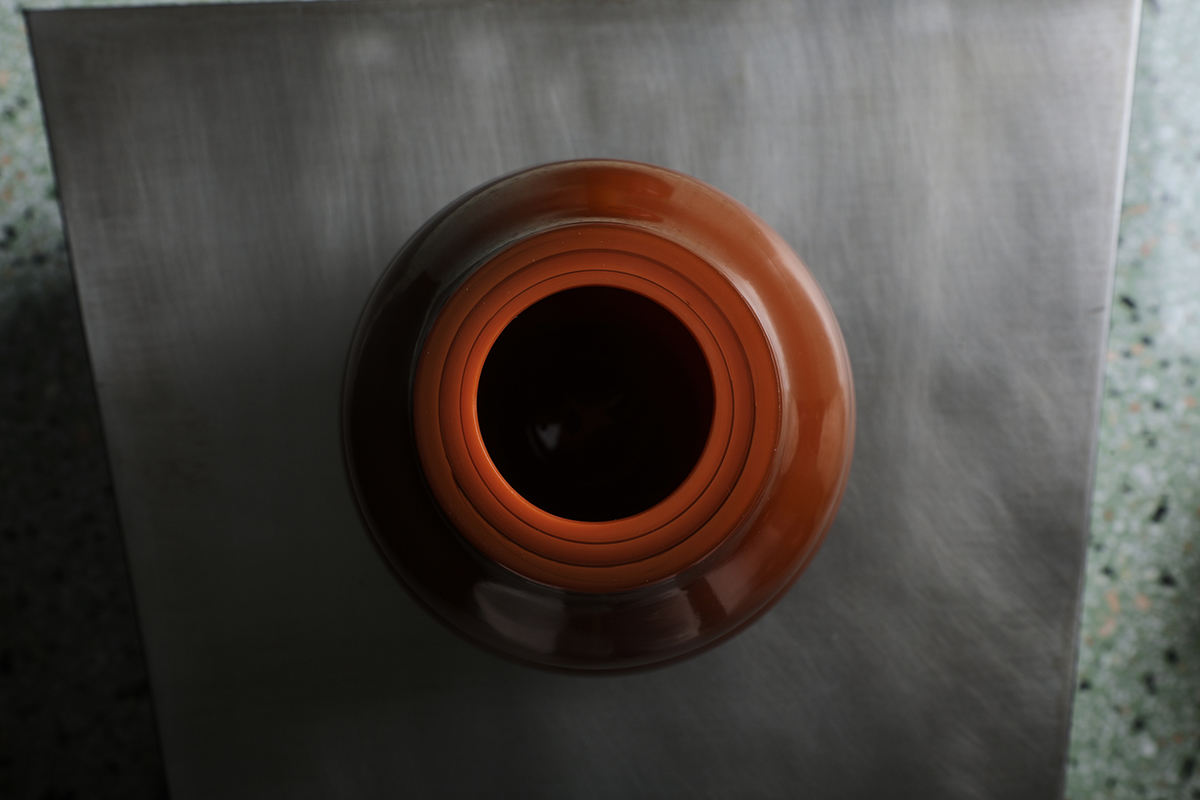 de sousa hughes alexander lamont fortune vase burnt orange overhead