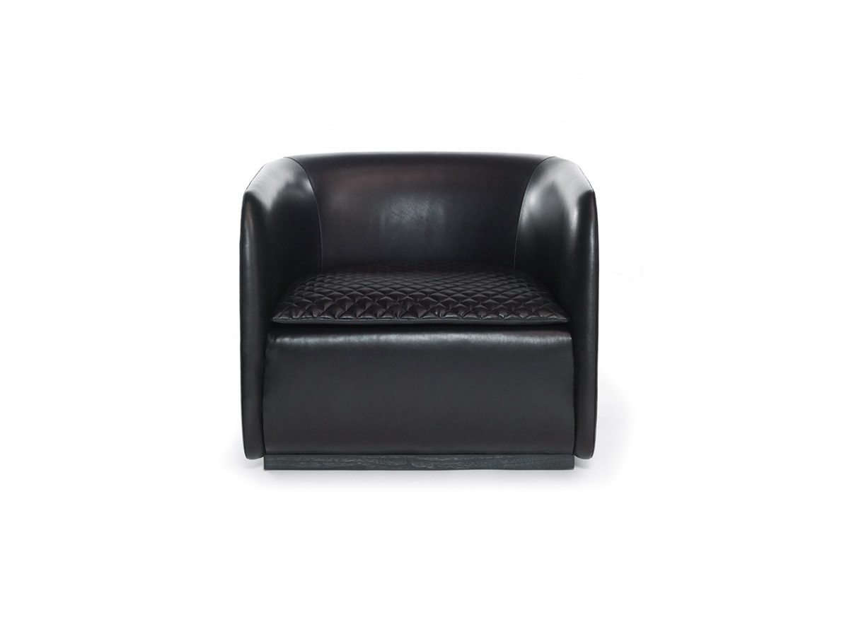 de sousa hughes bright chair dodd lounge chair quilted pad front