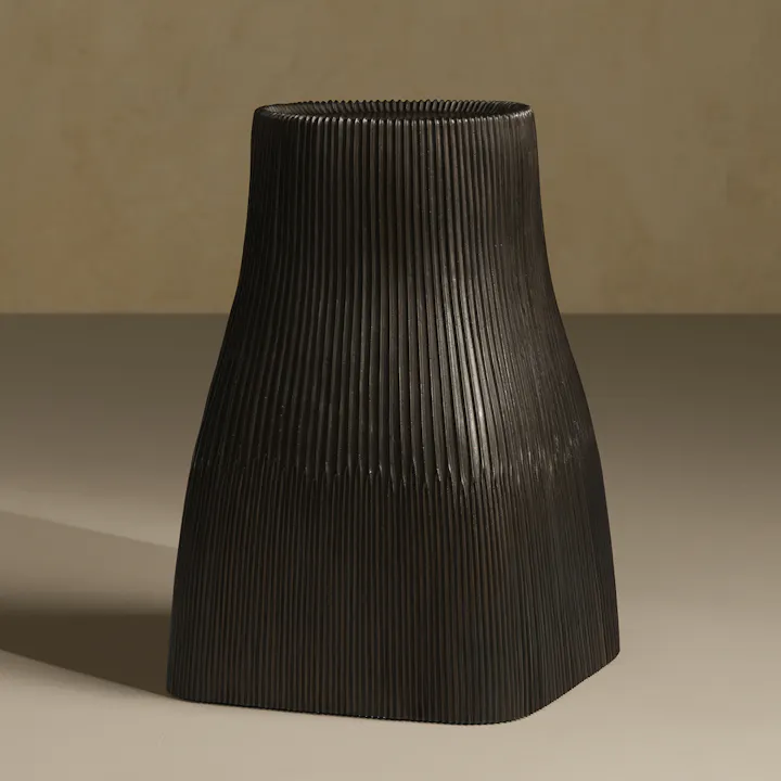 de sousa hughes alexander lamont trunk pedestal side table